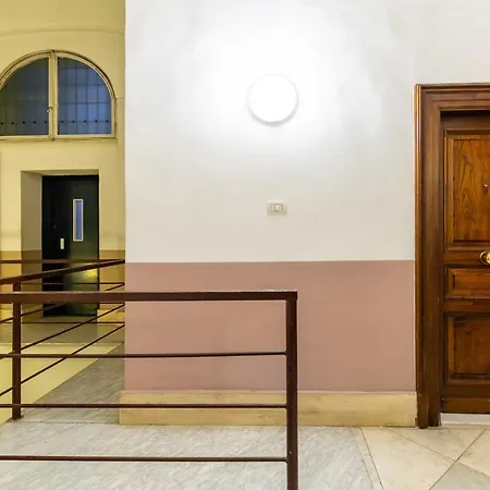 Cozy In Chiaia District By Wonderful Italy