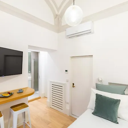 Apartment Cozy In Chiaia District By Wonderful Italy *