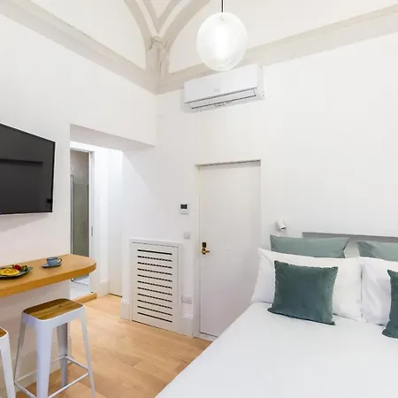 Cozy In Chiaia District By Wonderful Italy נאפולי